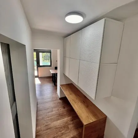 Weekend House Solis - *