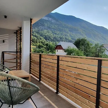 Weekend House Solis - شقة بوويتش