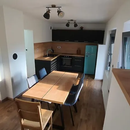 Weekend House Solis - شقة بوويتش