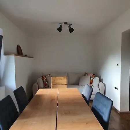 Weekend House Solis - *