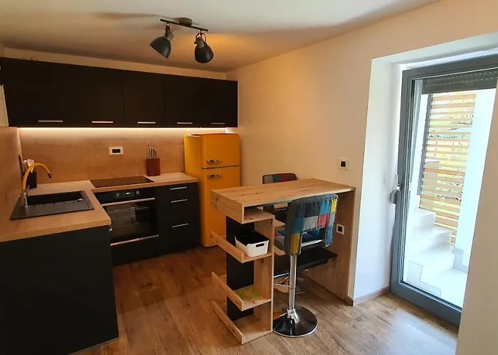 Weekend House Solis - דירה בובק