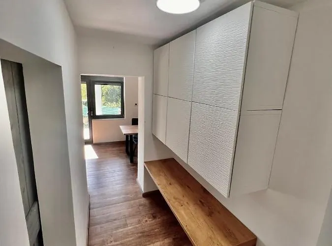 Weekend House Solis - *