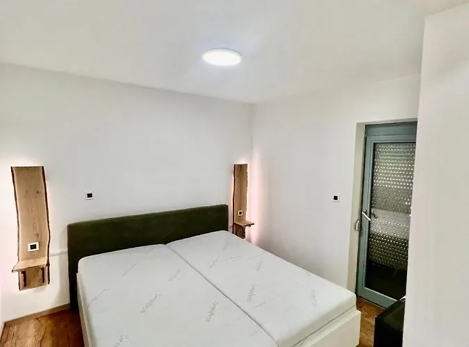 Weekend House Solis - * בובק