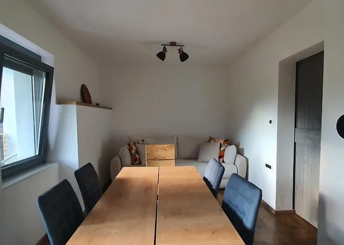 Weekend House Solis - *